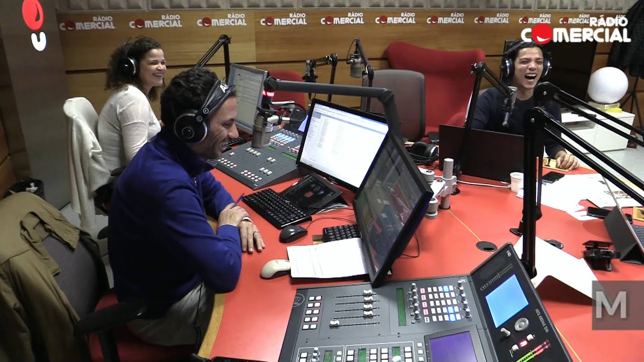 Rádio Comercial | Rebenta a Bolha - O senhor que não tem luz nem água nem gás em casa