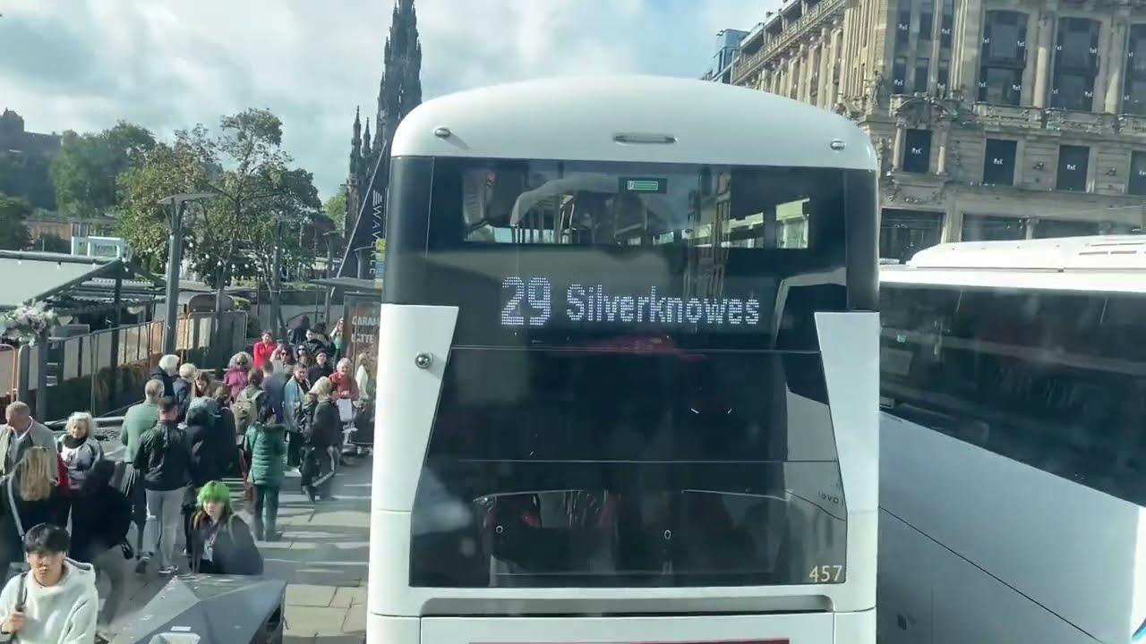 Lothiancountry Route X27: Edinburgh - Bathgate ⤴️ Route Diverted