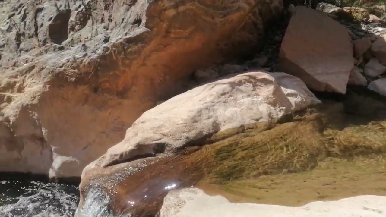 Hermosos paisajes manantiales y barrancas