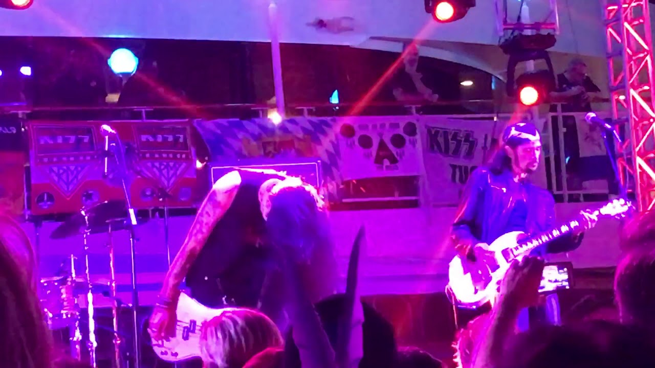 Bruce Kulick and Bob Kulick - KISS Kruise VII - All American Man