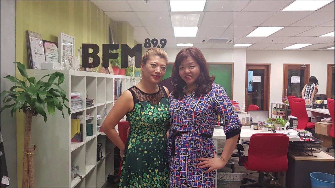 BFM radio interview 28Mall.com & eOneNet.com founder Fione Tan