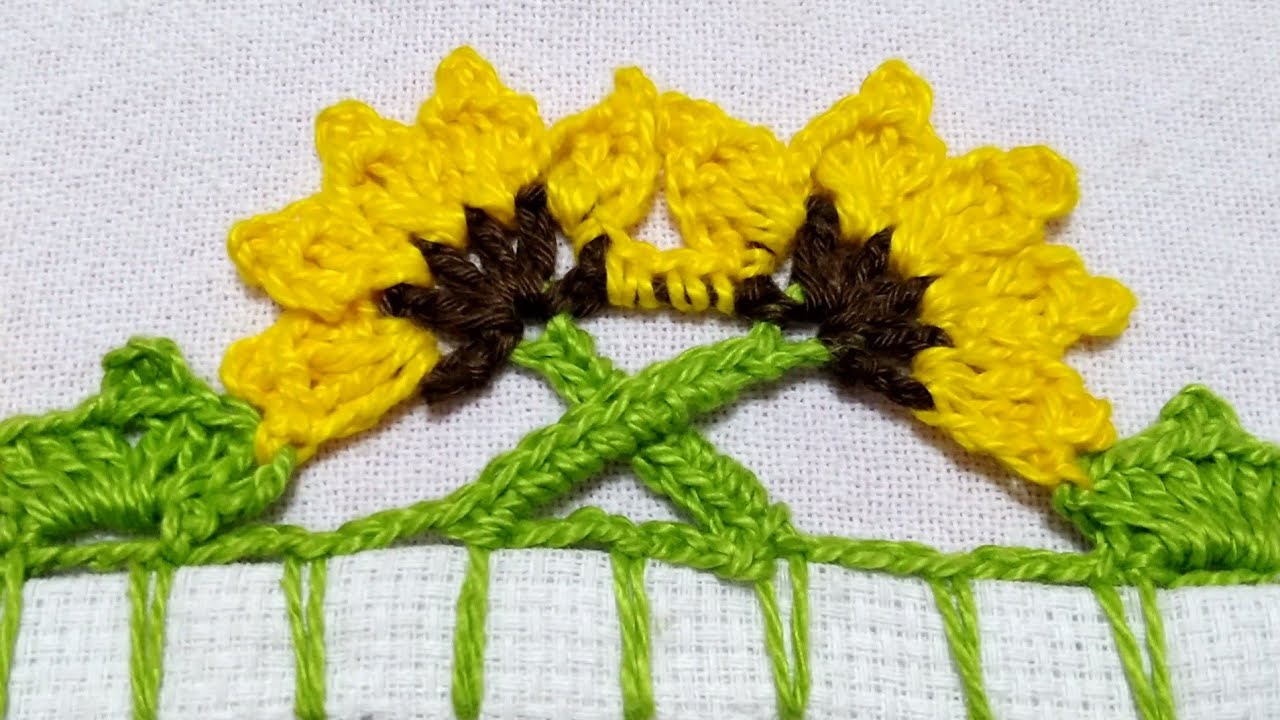 bico/barrado de crochê com girassol 🌻 #crochê #barrado #229
