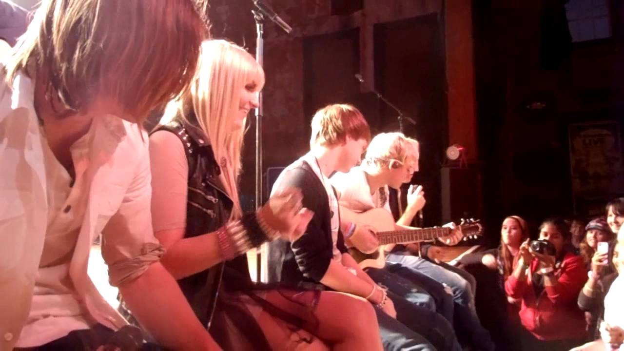 Ellington Ratliff- Sunday Morning cover 11-19-2012