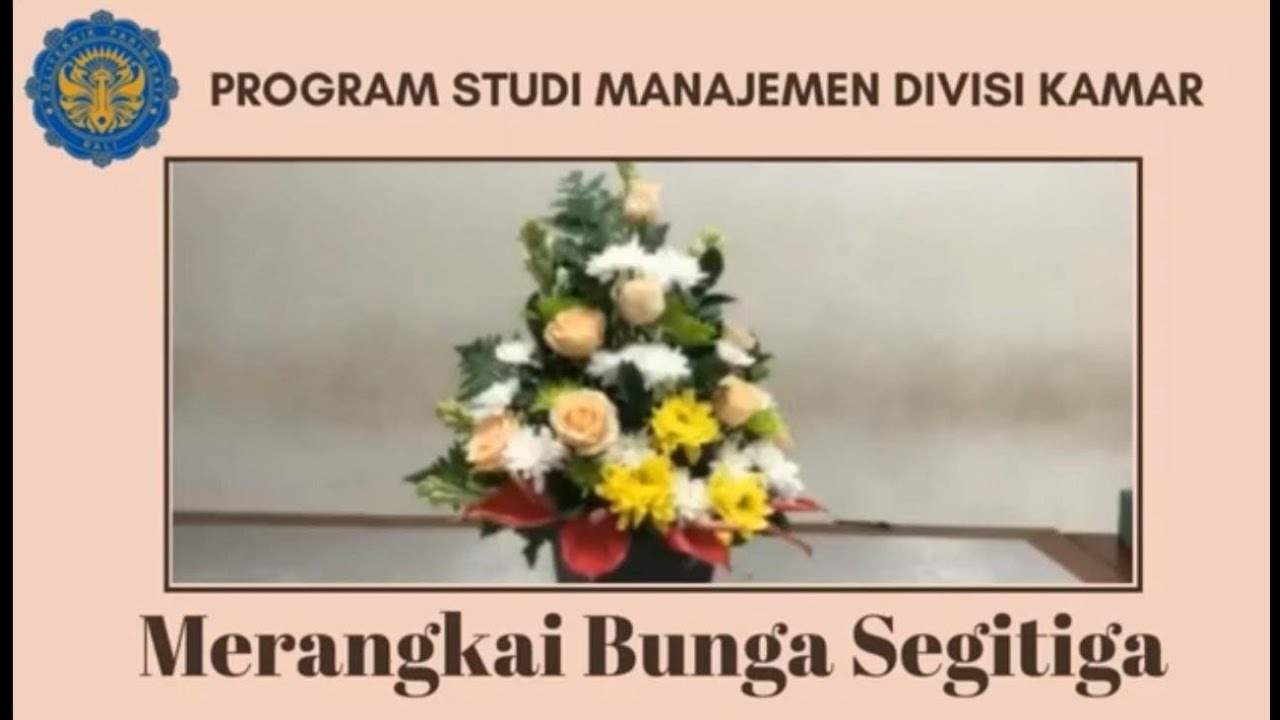 Merangkai Bunga Segitiga