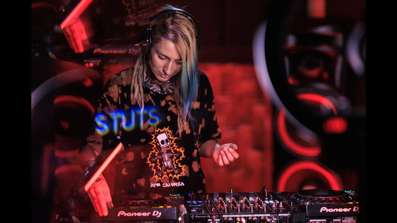 NEOONDREED - Stuts Live - High Energy Techno Mix - March 07 2024