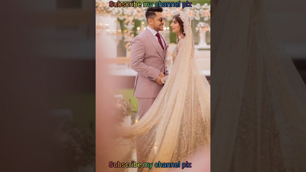 Gorgeous Maryam Ansari with Husband Pictures captured from their Walima Ceremony