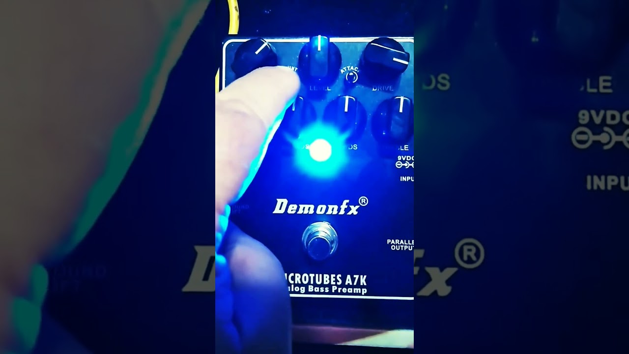 Pedal DEMONFX MICROTUBES A7K thiaguinho bass