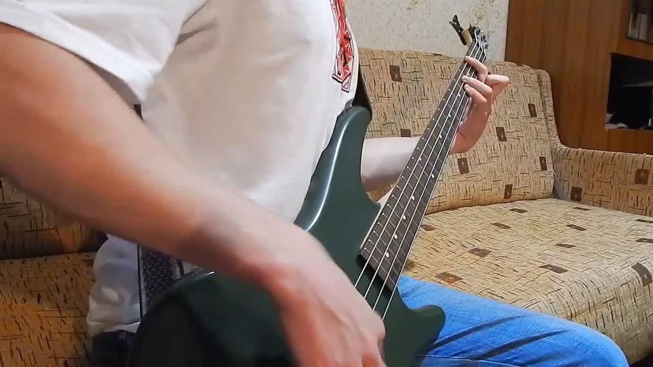 Metallica Escape bass cover (tabs in description)