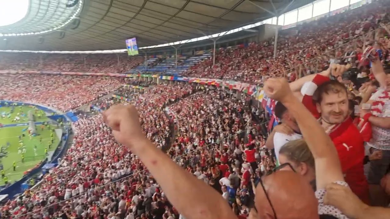 EURO 2024, Österreich vs. Polen, das 3:1 aus dem Fanblock