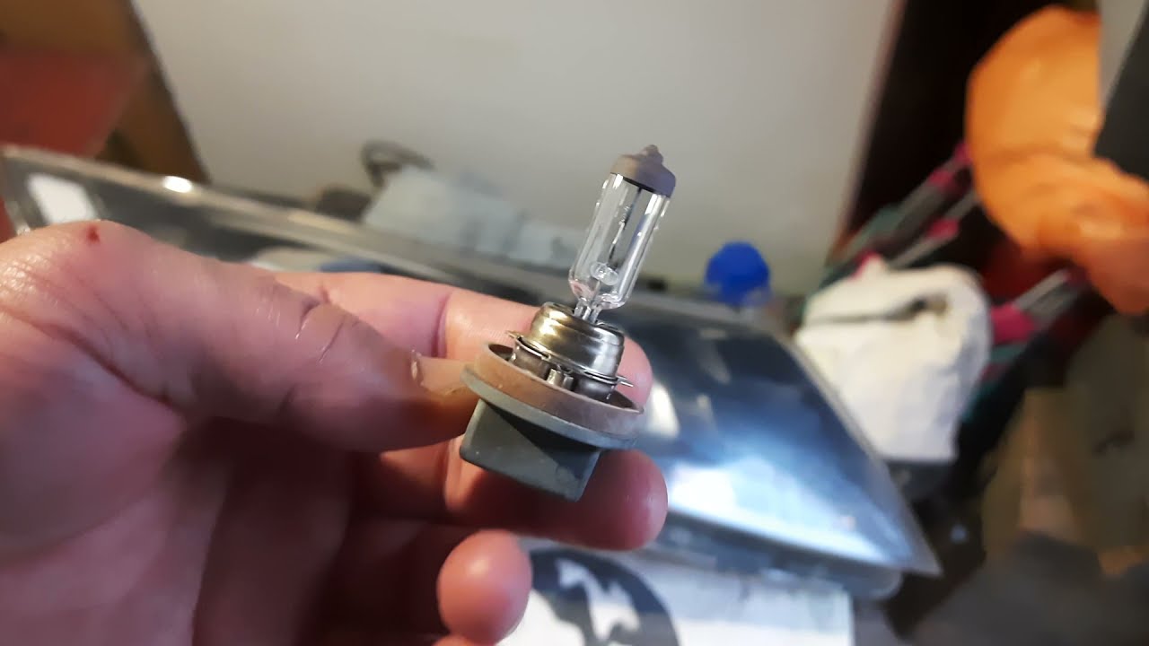 Какие заводские лампочки на Киа Оптима