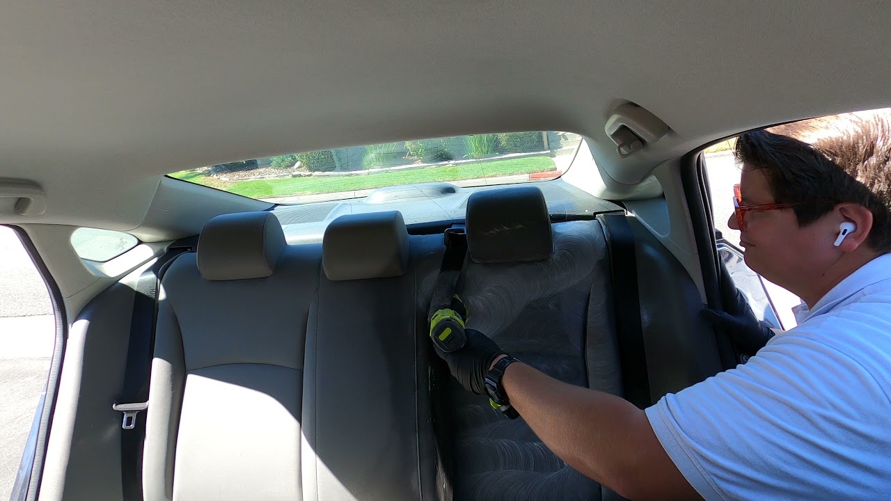 Deep Interior Cleaning (Shampoo, Steam Cleaning, and MORE!) - 2017 Honda Civic step by step