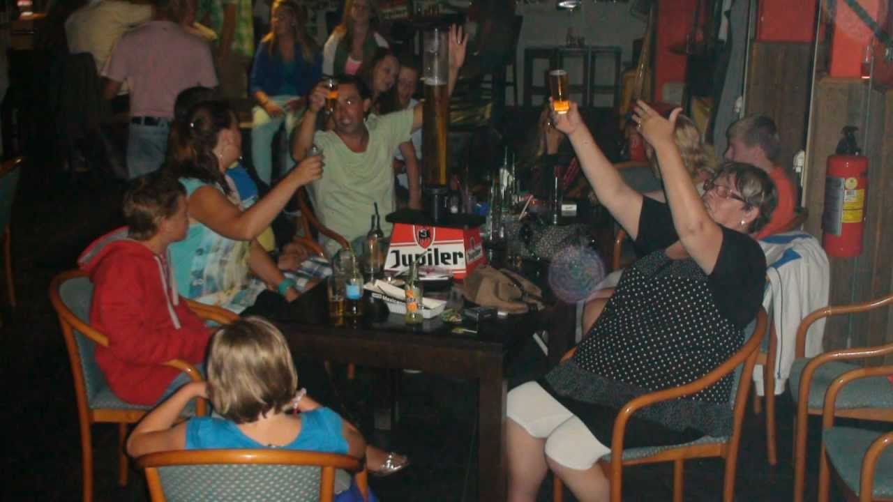 Feestcafé De Rietschoof Aalst.wmv