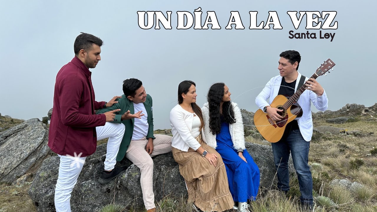 Un Día a La Vez | kalú  -  SANTA LEY
