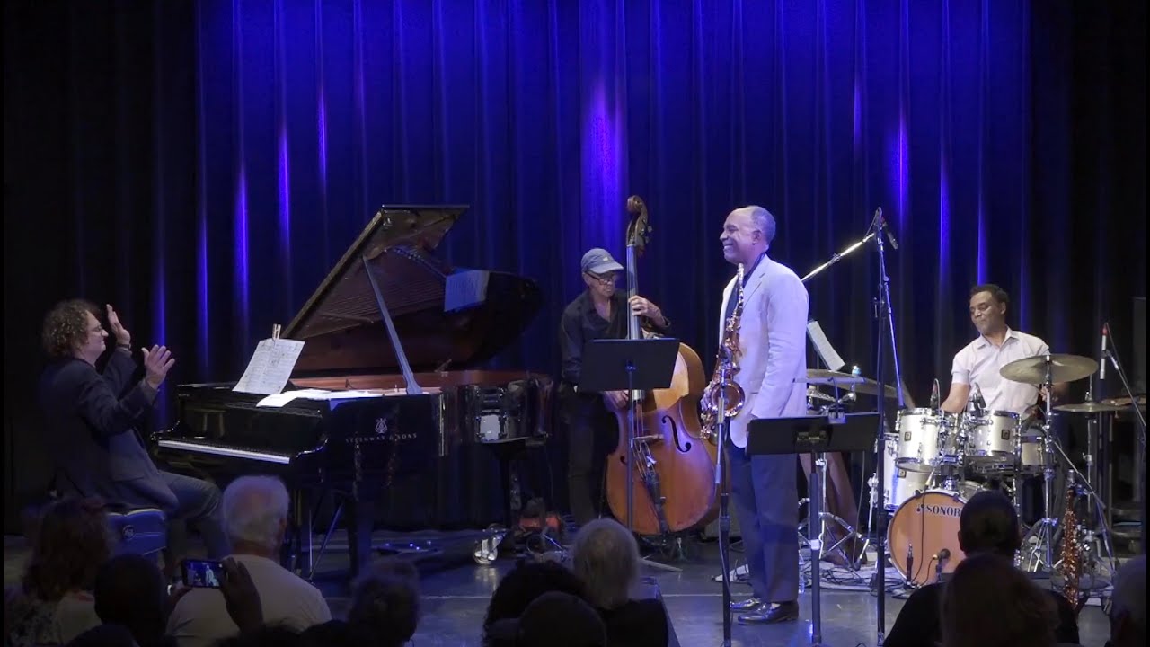 Don Braden's arrangement of Don't You Worry 'Bout A Thing - Laszlo Gardony Quartet feat.: Don Braden