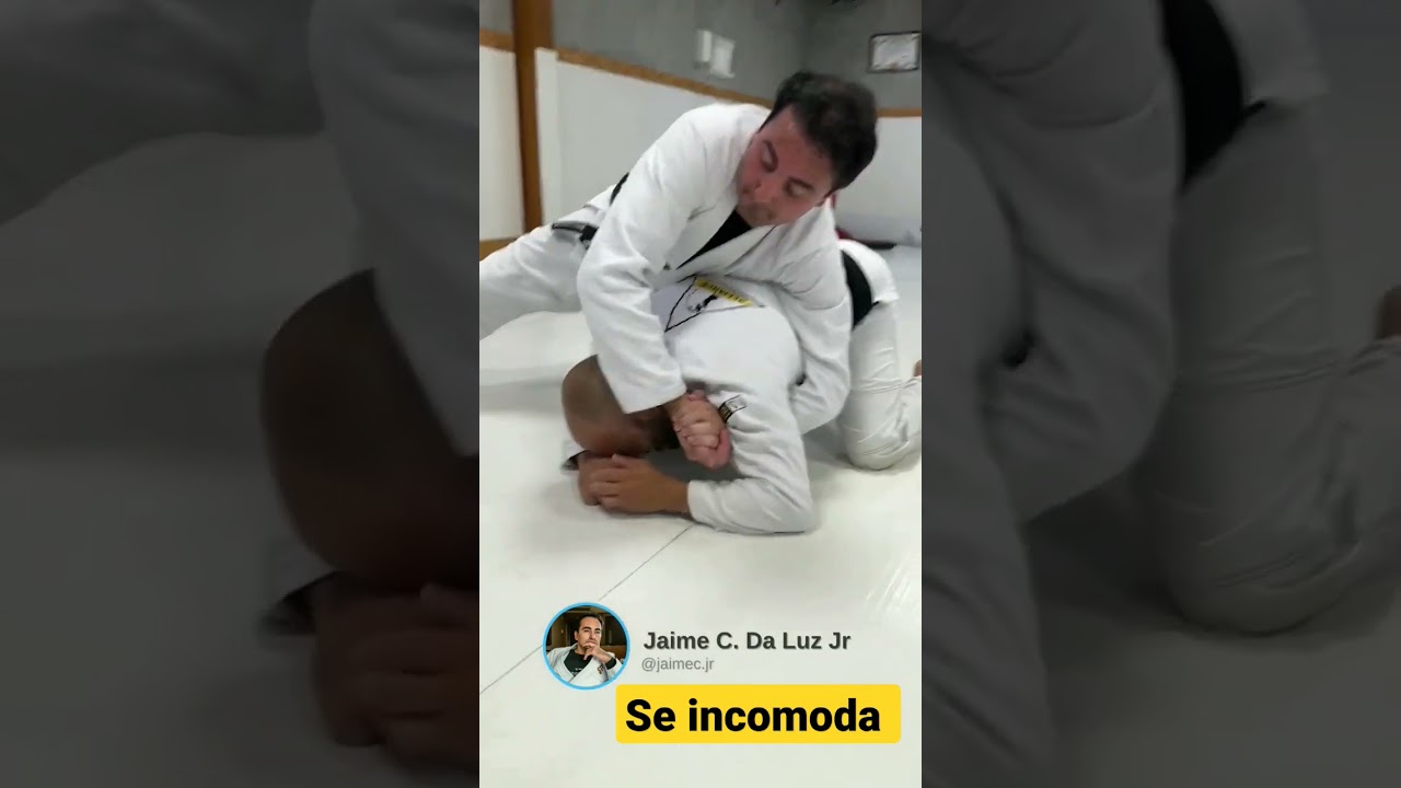 Finaliza&ccedil;&atilde;o partindo do posi&ccedil;&atilde;o de 4 apoios @muitomaisacaojiujitsu_oficial