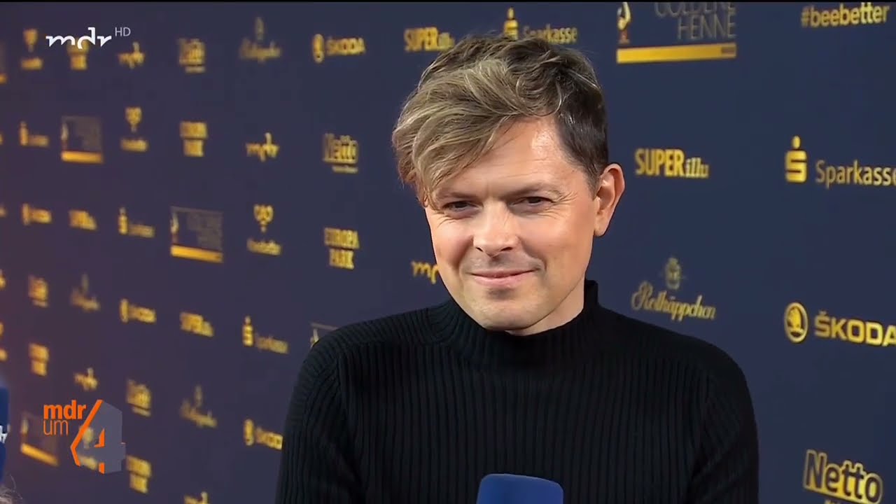 Michael Patrick Kelly - Interview before the Goldene Henne awards ceremony on MDR um 4. (7.10.2022)