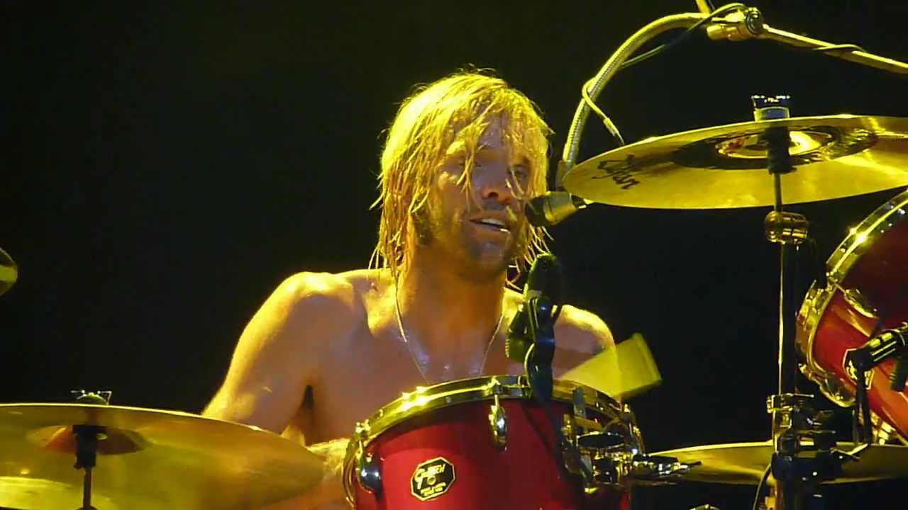 FOO FIGHTERS - Message In a Bottle (Police Cover) Live Summerfest Milwaukee, WI -  6/28/12