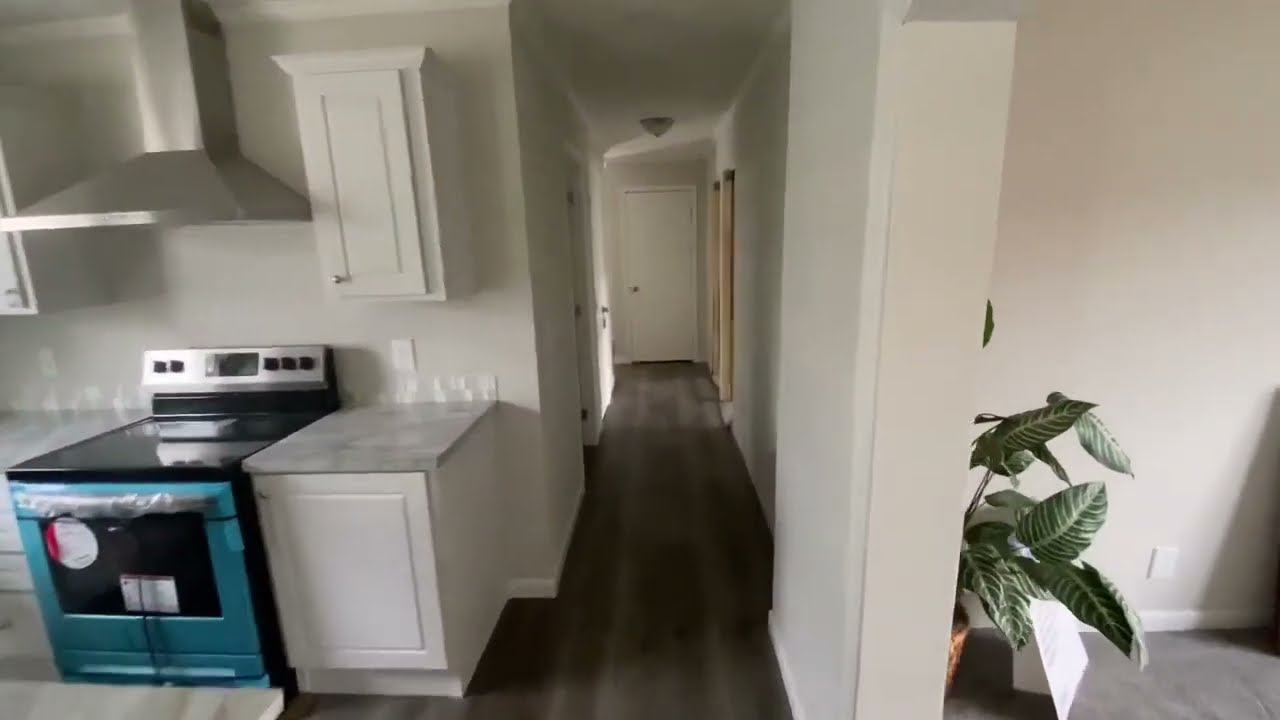 Modern Design - 3 Bed 2 Bath - Huge Utility Room