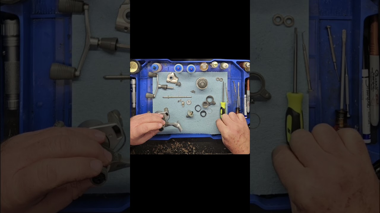 Vintage reel repair: Shimano Spirex 2000. This one has a surprise inside it!