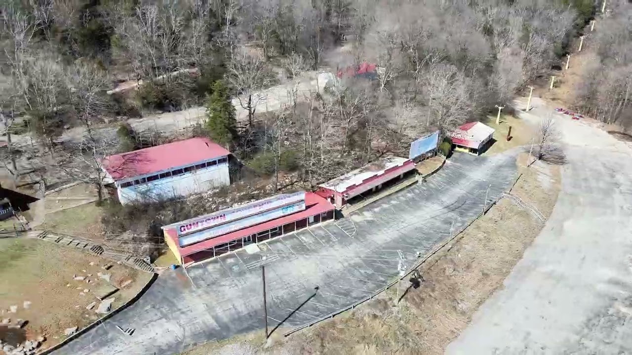 Guntown Mountain, Cave City, KY – Prime I-65 Commercial Property - Unique Investment Opportunity!