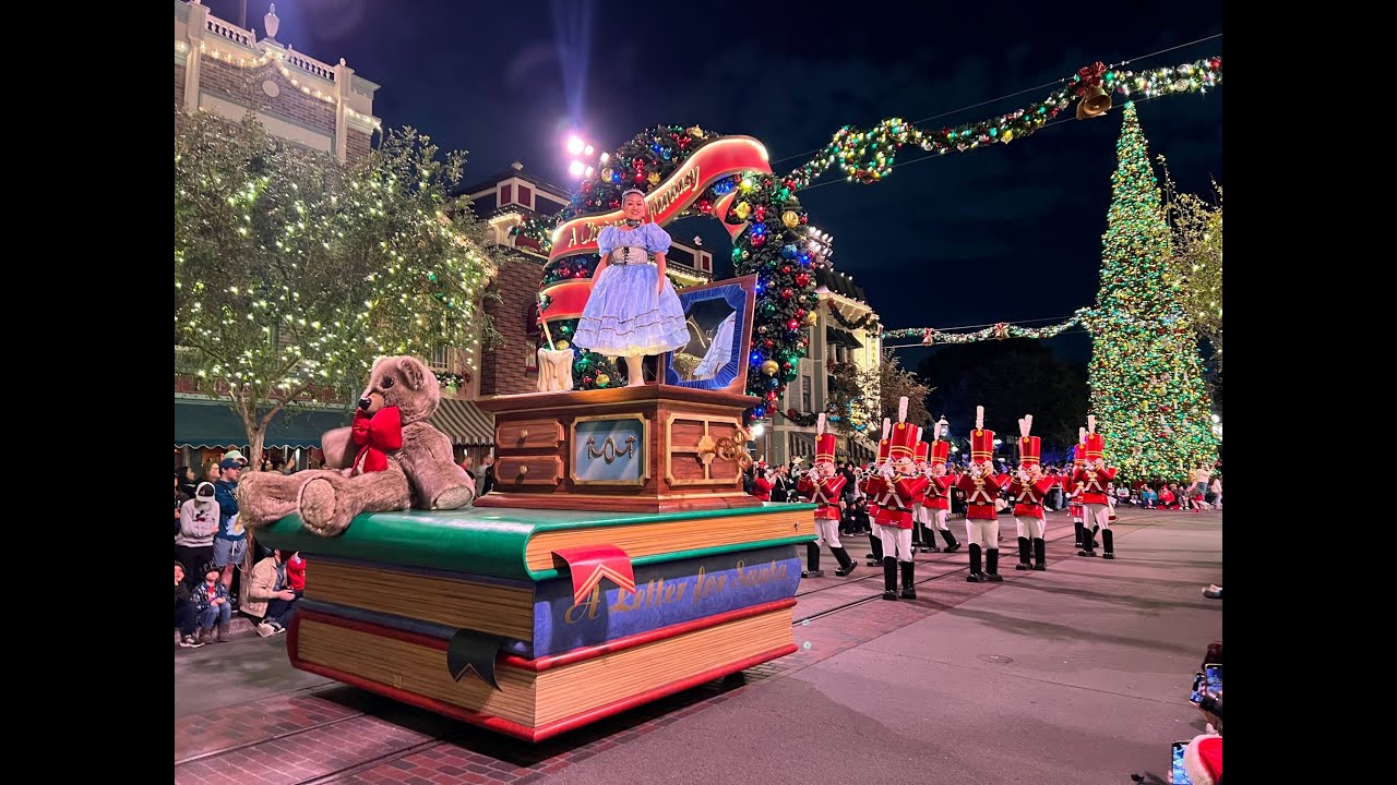 A Christmas Fantasy Parade - Disneyland December 2025