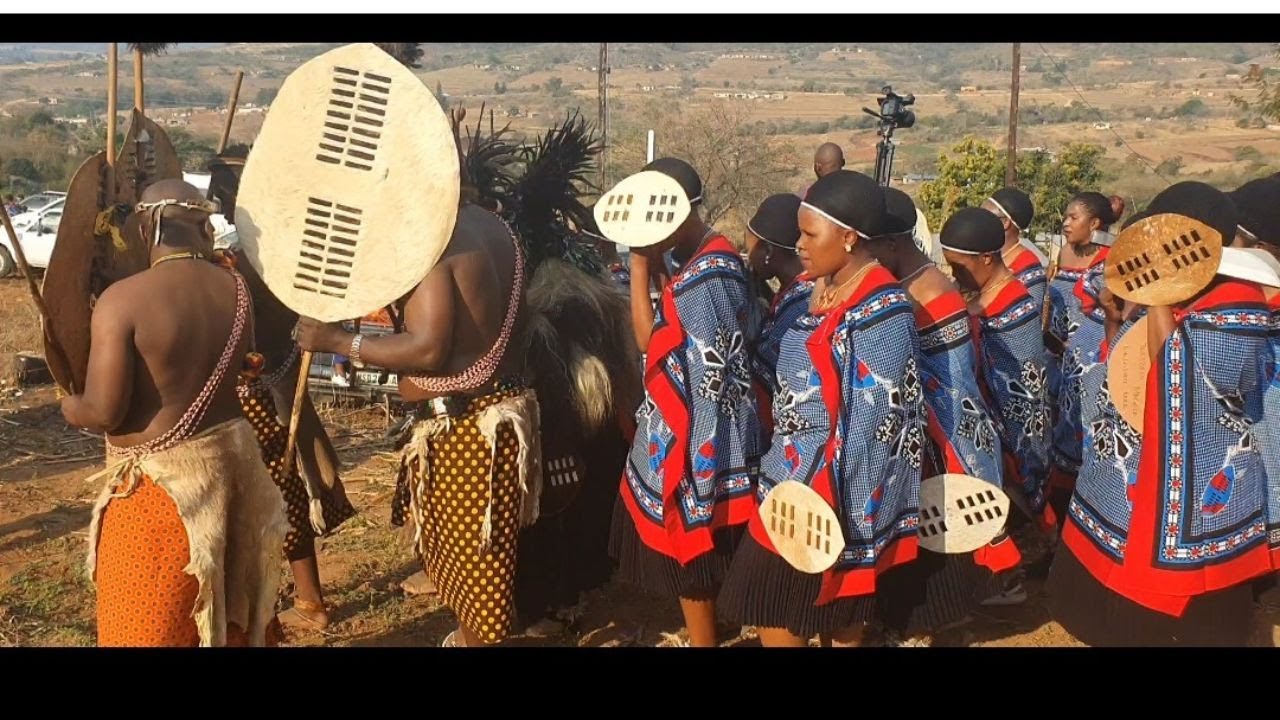 @lindysuethelatebloomer Umtsimba waLaNkhosi kaHlophe eSigcineni (Traditional Wedding)