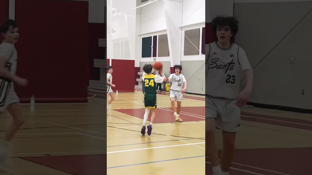 JULIAN JERMAN MAKES HIM FALL AND HITS THE THREE! 