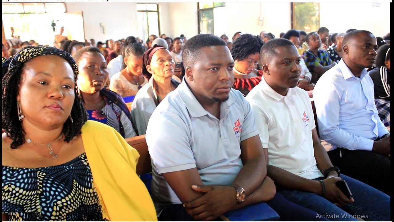 UWE NURU=MSAIDIZI WA ASKOFU MCHUNGAJI DKT DANIEL MONO