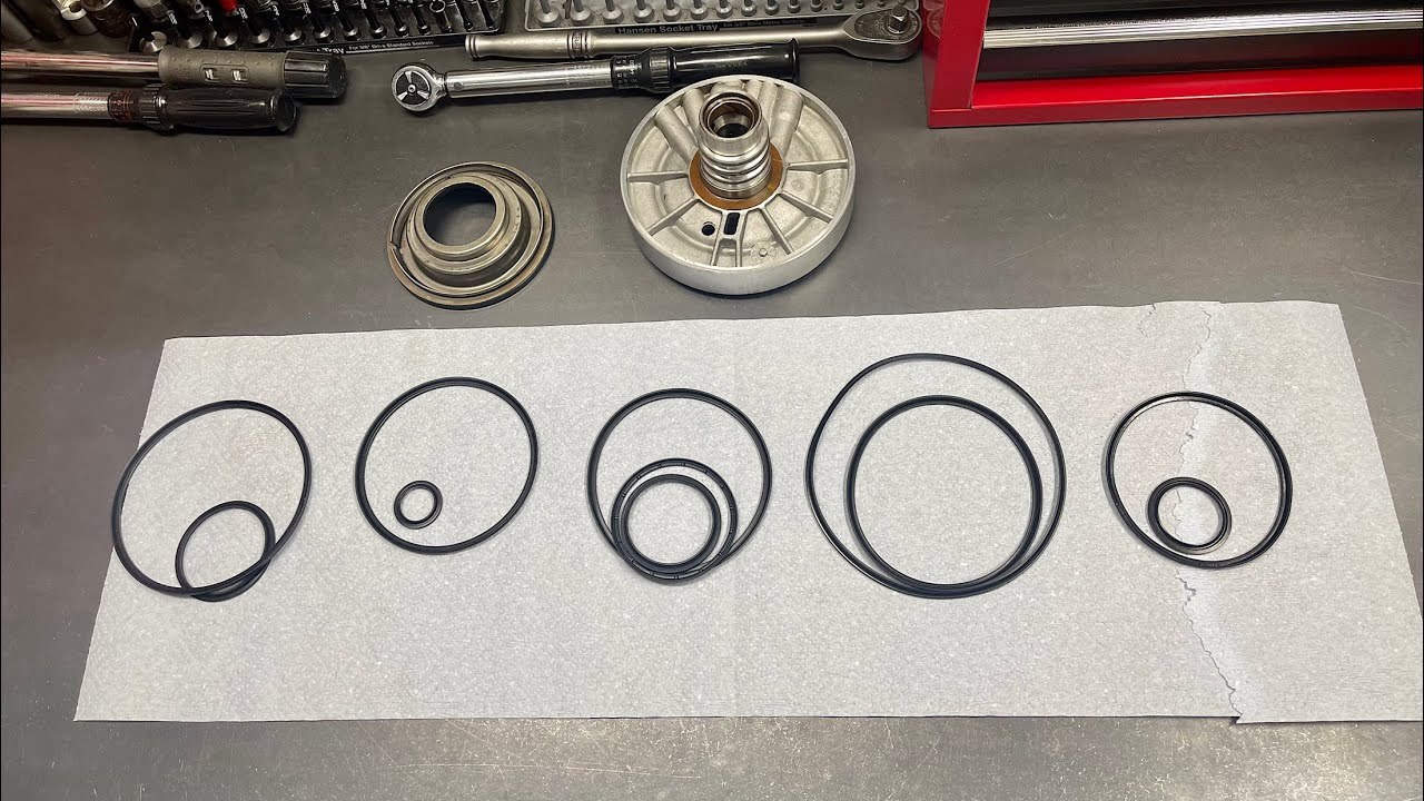 Rebuilding the 200-4R: Lip Seals