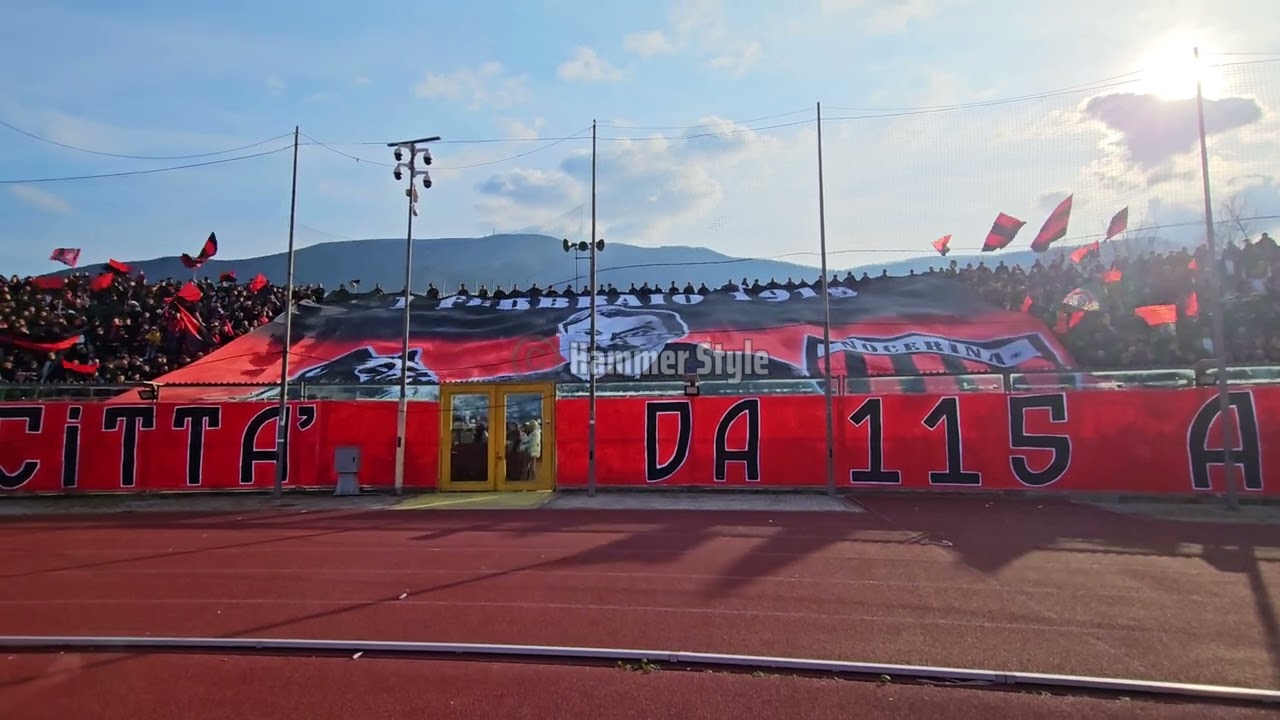 Coreografia Nocerina-Manfredonia, la scenografia della Curva Sud per i 115 anni del club rossonero