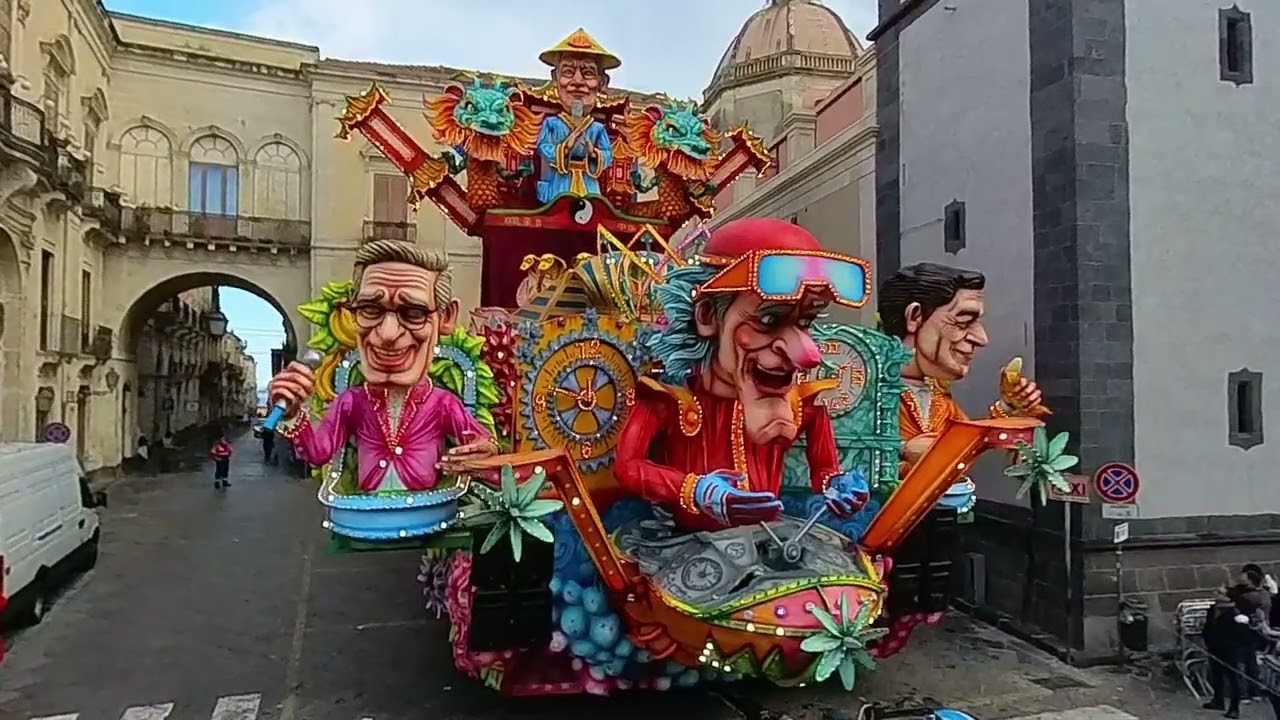 Carnevale di Acireale 2024 - Viaggio spazio temporale un futuro da riprogrammare