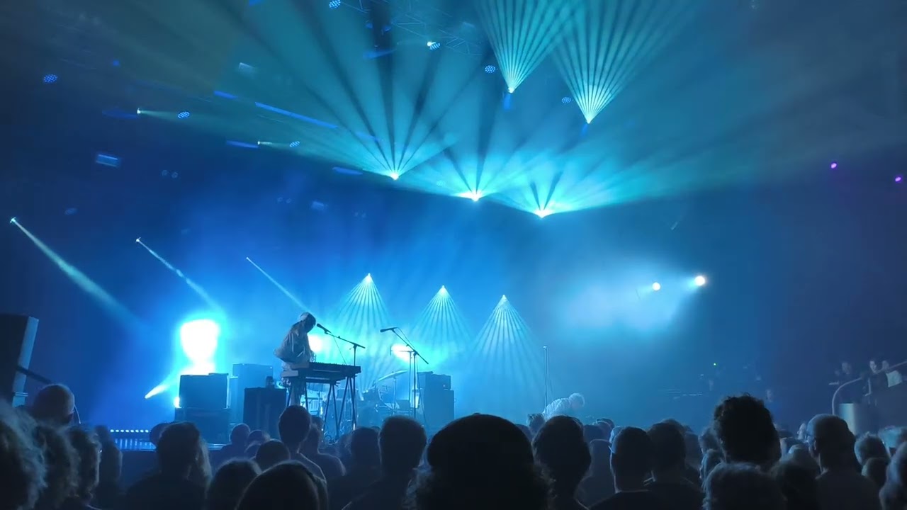 Blonde Redhead @ TivoliVredenburg, Utrecht, the Netherlands, 15-2-2026