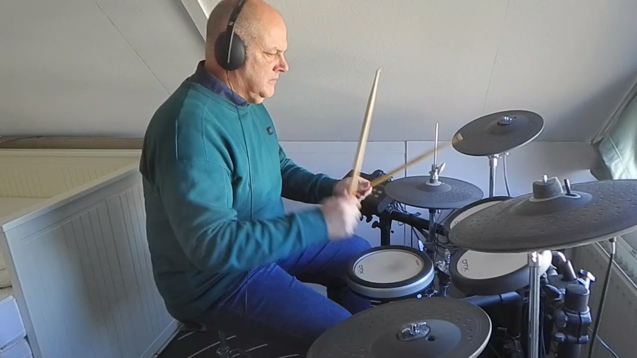 Genesis - Invisible touch (Drum Cover)