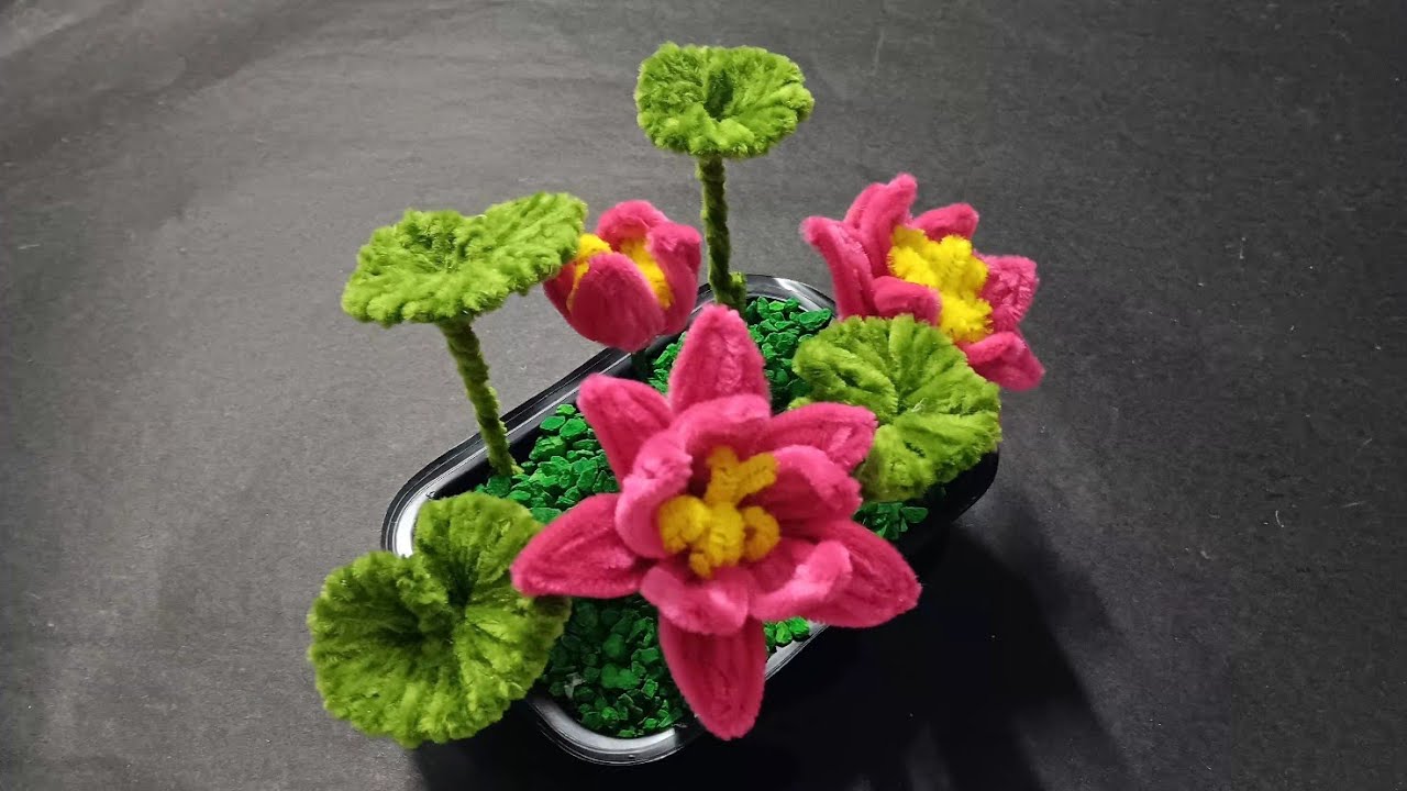 DIY || MAKING A BEAUTIFUL LOTUS FLOWERS USING PIPE CLEANER 
