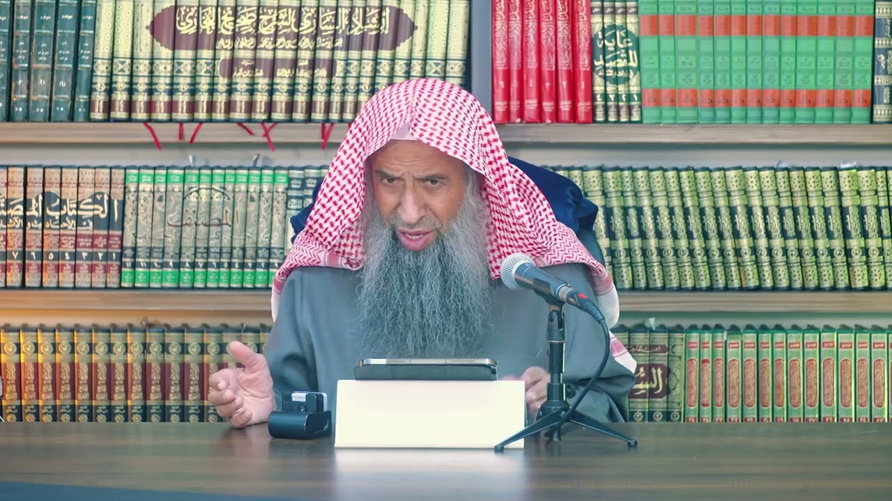 كيف تزكي المرأة ذهبها إذا كانت لا تملك مالاً نقداً؟