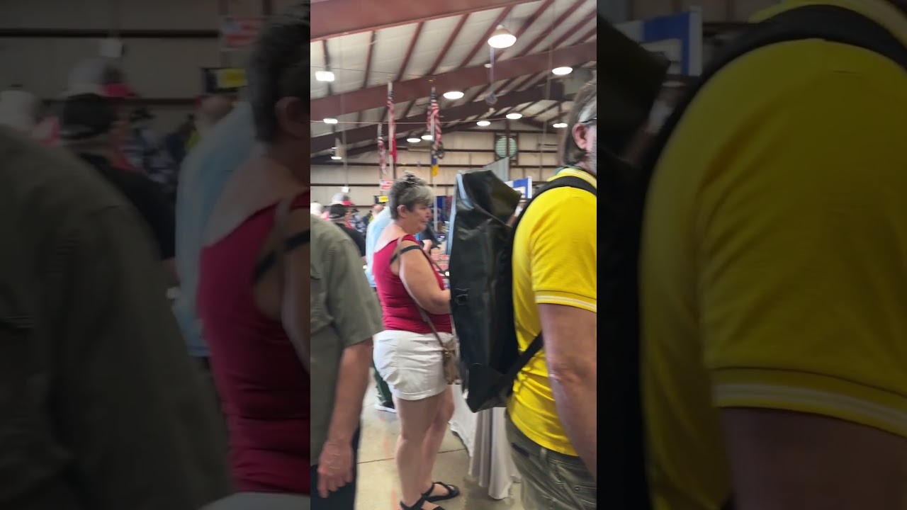 Dayton Hamvention 2025 Day 2 building 1 walk around #radiocommunication #daytonhamvention #hamradio