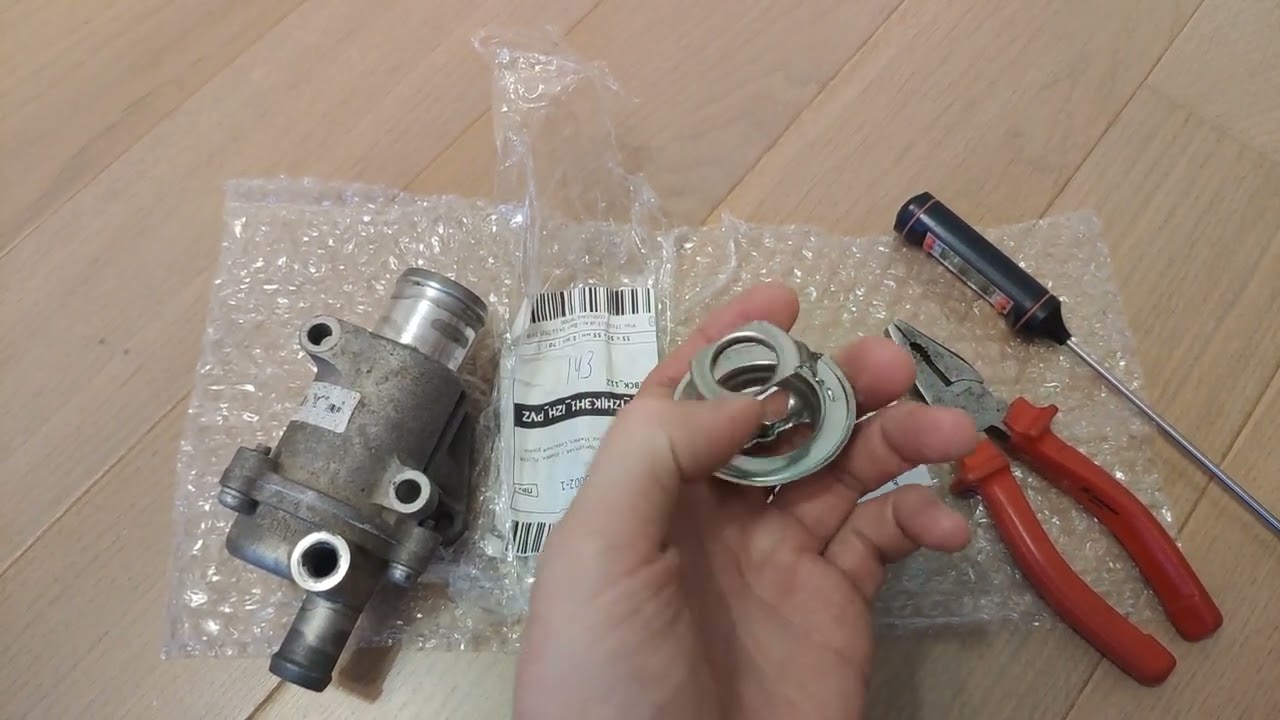 Веста Motorad 20288k. Замена термоэлемента  в термостате после попыток подружиться с Лузаром.