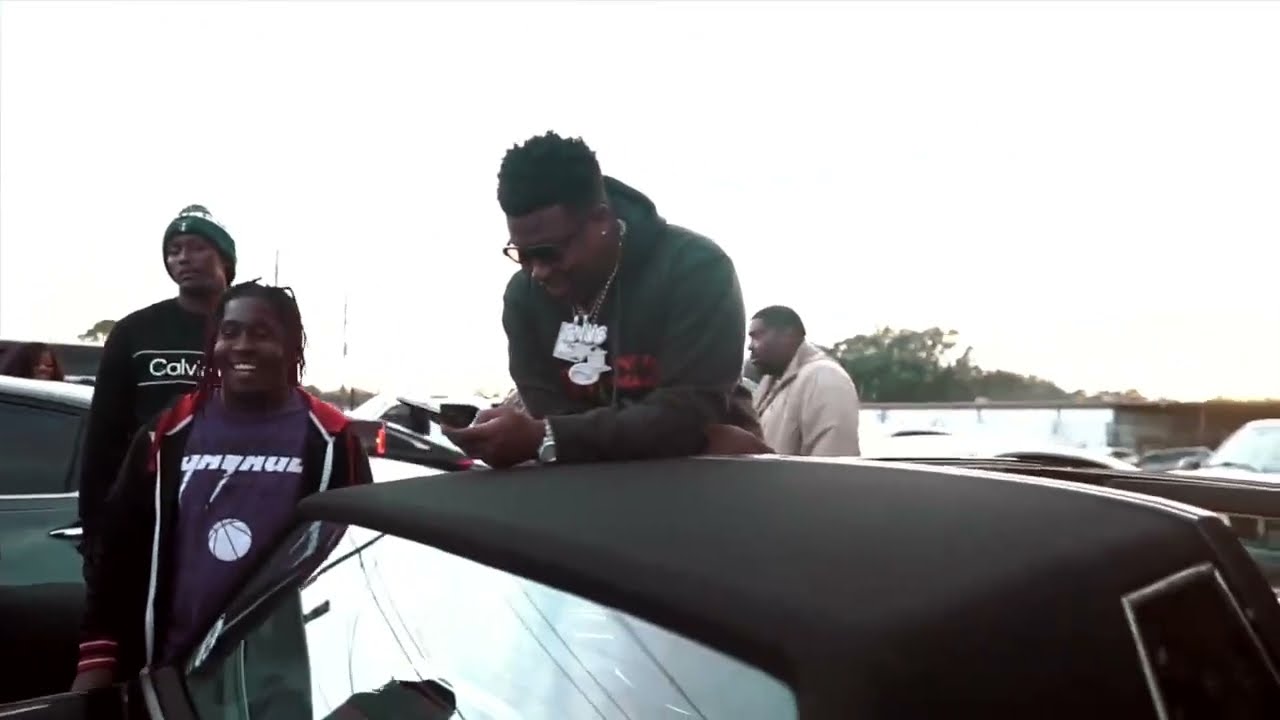 Baton Rouge Artist SNUG Toy Giveaway And Free Haircuts