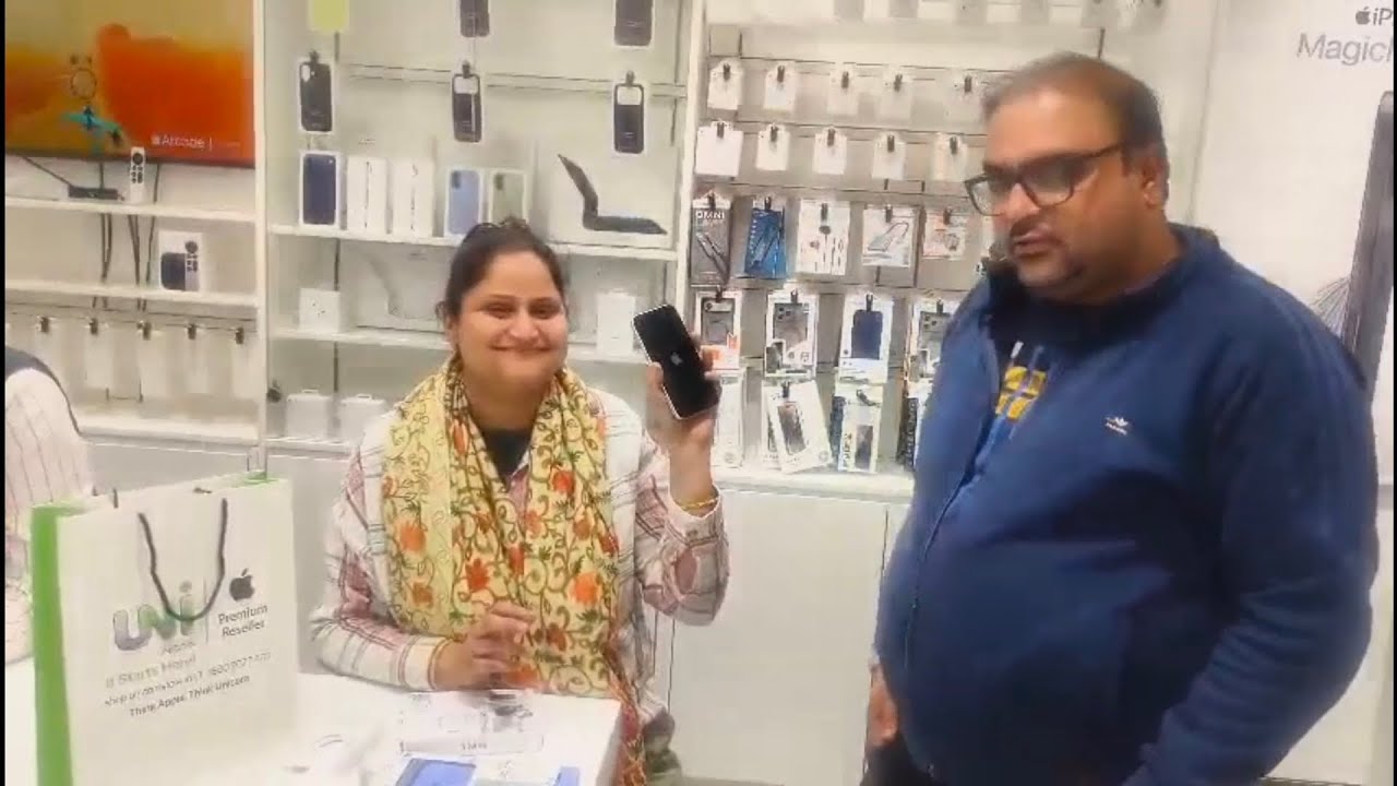 Aaj mujhe mila naya i phone📱
