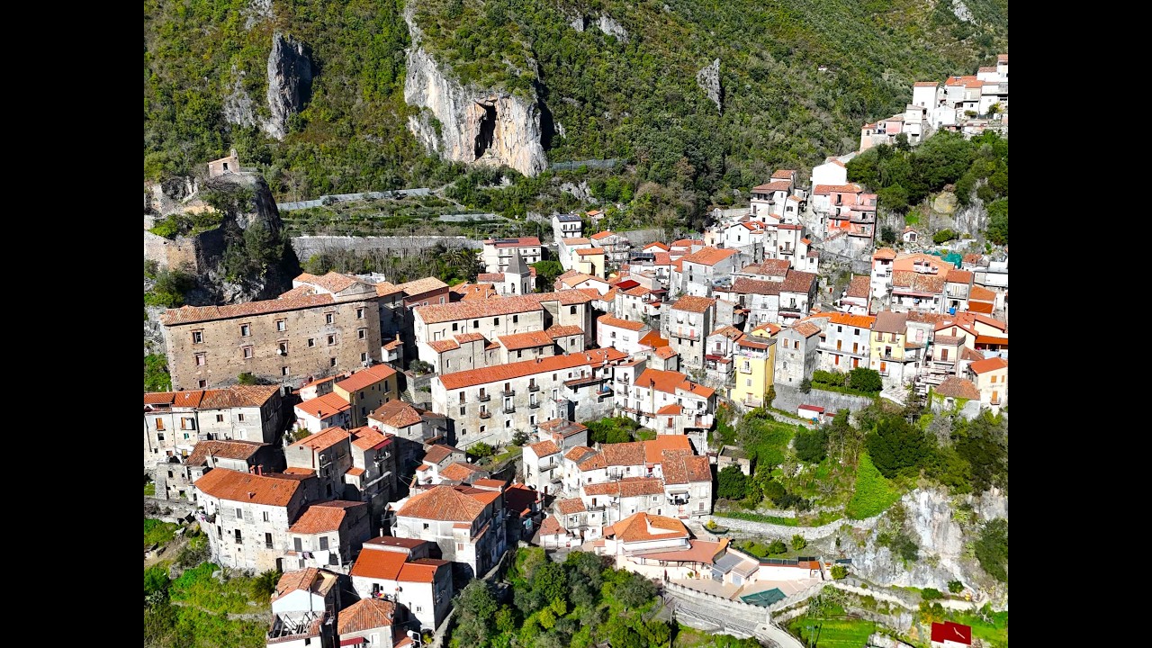 Orsomarso centralissimo   Appartamento Trilocale in vendita in Via Castello, 7