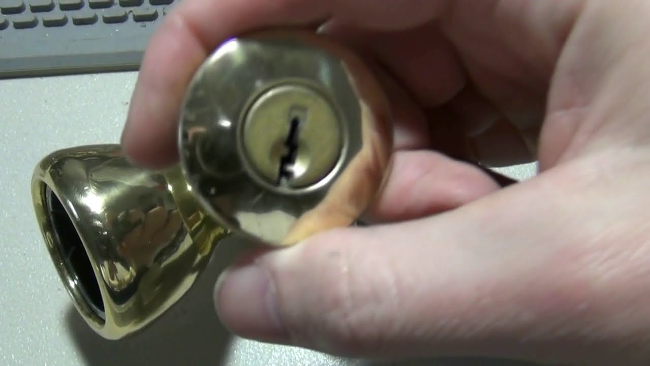 (118) Как снять цилиндр с дверной ручки Kwikset