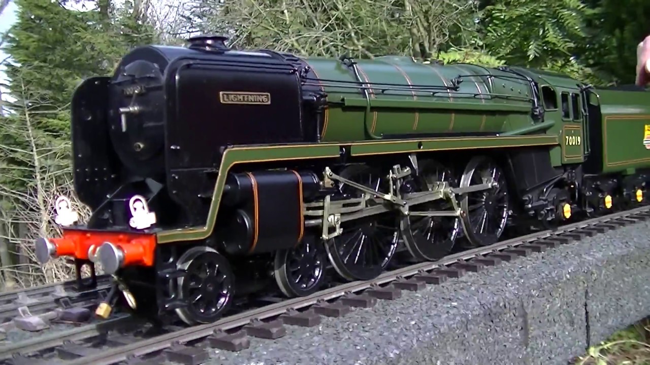 The Black Magic of Coal firing a Gauge 1 Britannia