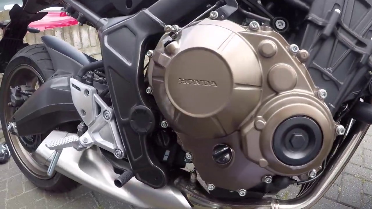 Установка штатной выхлопной системы на мотоцикл Honda CB650R: Akrapovic Racing S-H6R11-AFT.