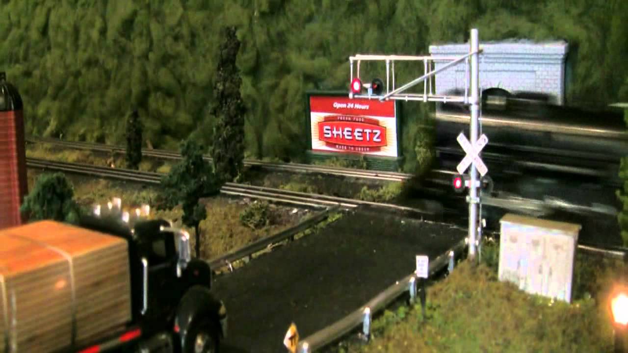 Lionel Train Series - Postwar Trains - Volume 1