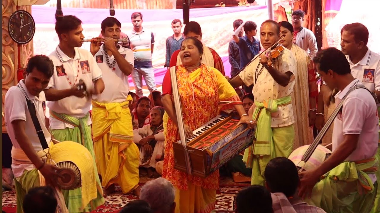 সুরের রানী মাস্টার দিপুশ্রীর কন্ঠে মধুর কৃষ্ণ নাম শ্রবণ করে ধন্য হলাম, এক নাম সংকীর্তন। 