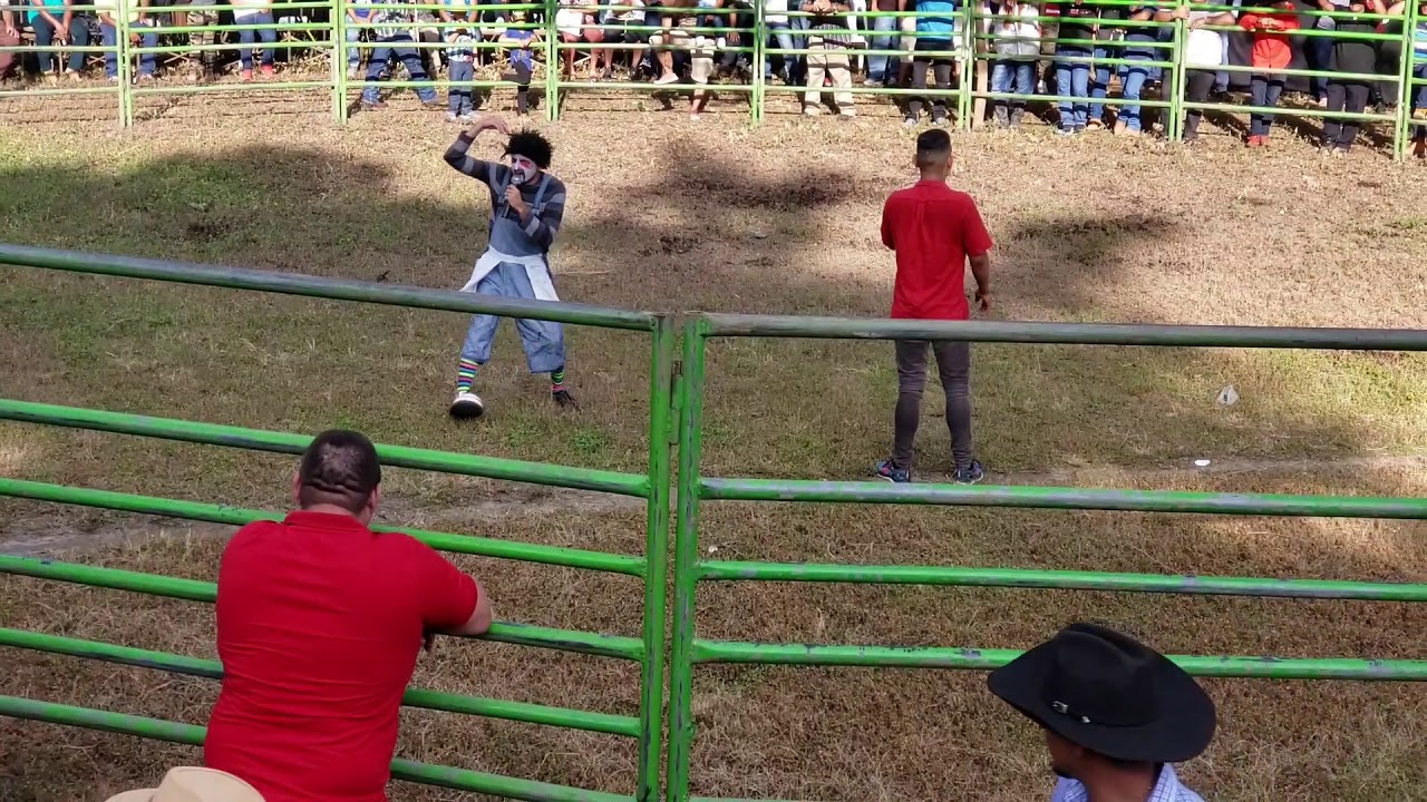 Divertidísimo muñuña San Carlos lempa 🇸🇻🇸🇻🇸🇻