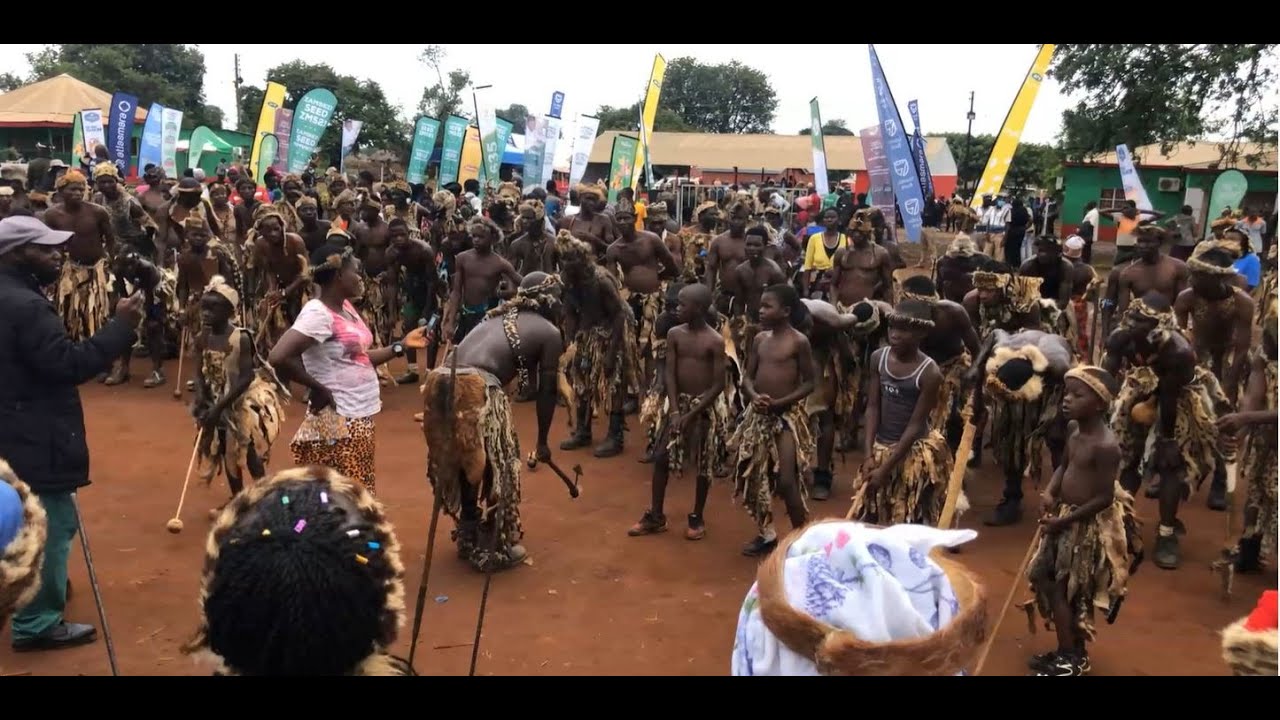 NC'WALA PREPARATIONS/ DANCERS AND ROYAL SUBJECTS