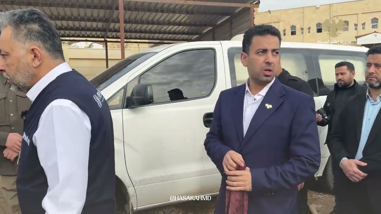 وزير الصحة الدكتور مصعب العلي يصل الشدادي ويزودها بسيارات إسعاف وأجهزة غسيل كلى تمهيدا لتشغيل المشفى