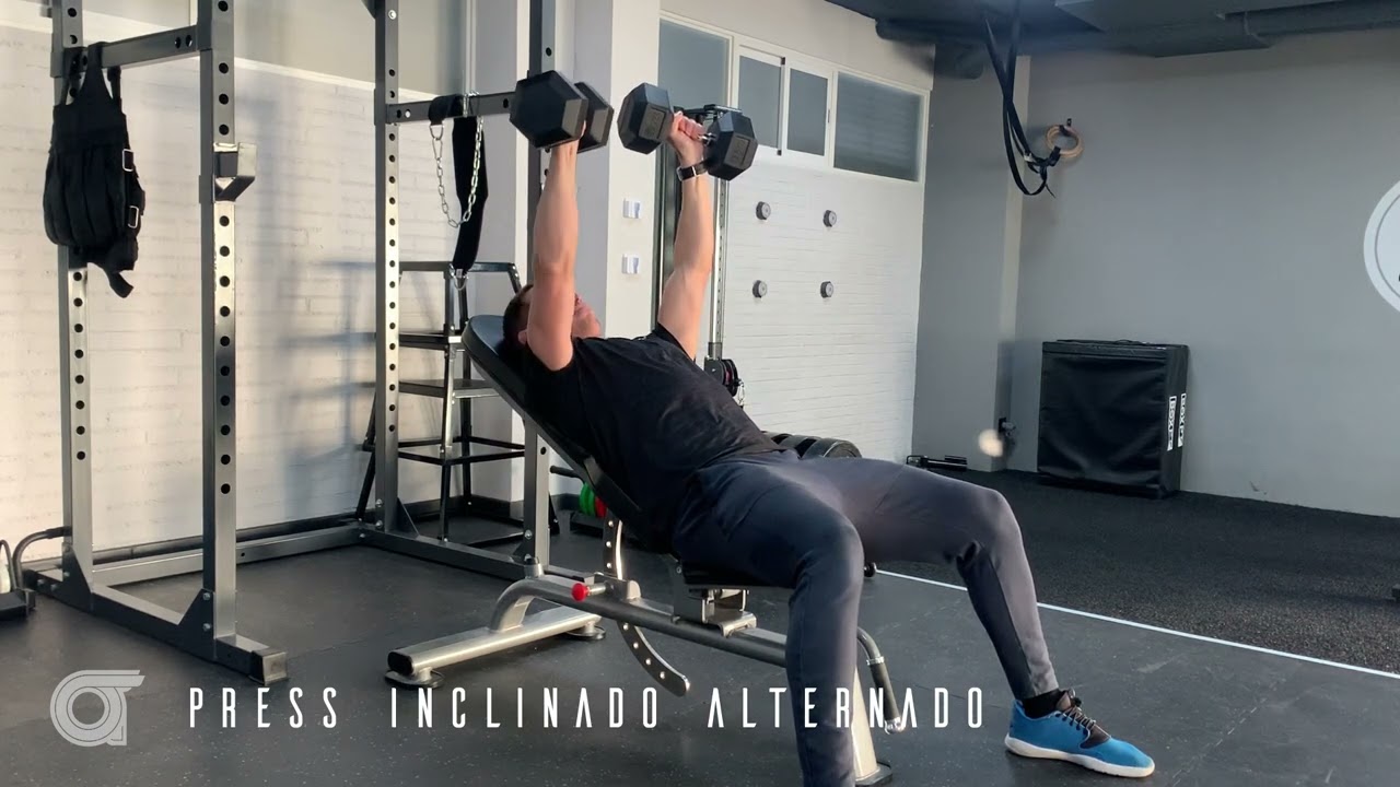 Press inclinado alternado