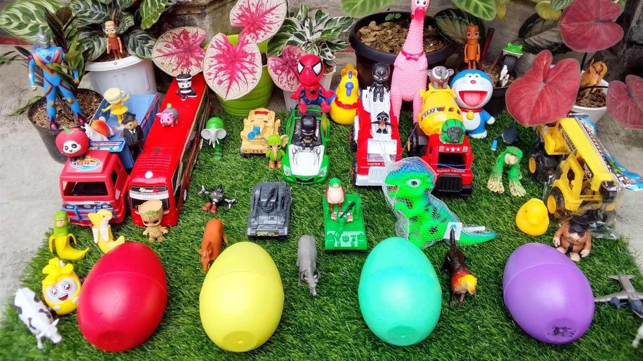 UNBOXING ANOMALI DAN SUPERHERO DIDALAM TELUR WARNA WARNI